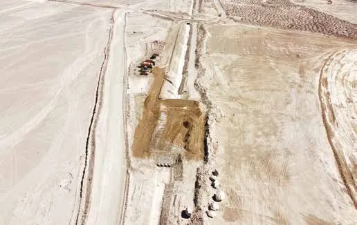 Construcción de atravieso canal de contorno en Centinela