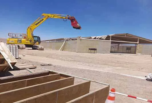 Desarme de oficinas y estructuras en Proyecto Polo Sur